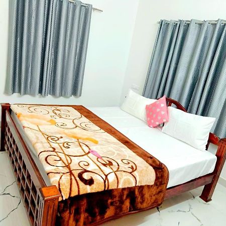 Dean Dale Cottages Thekkady Esterno foto