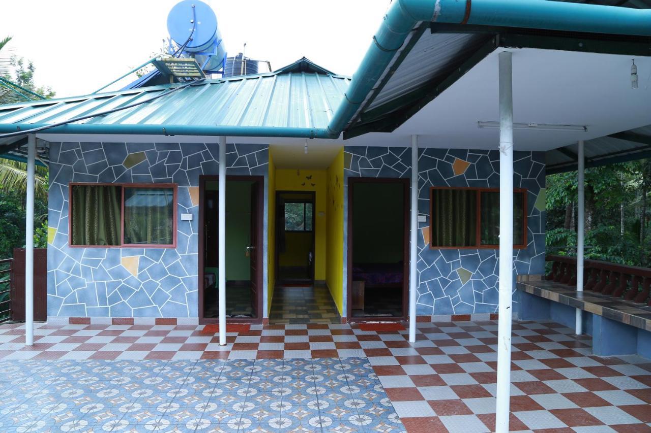 Dean Dale Cottages Thekkady Esterno foto
