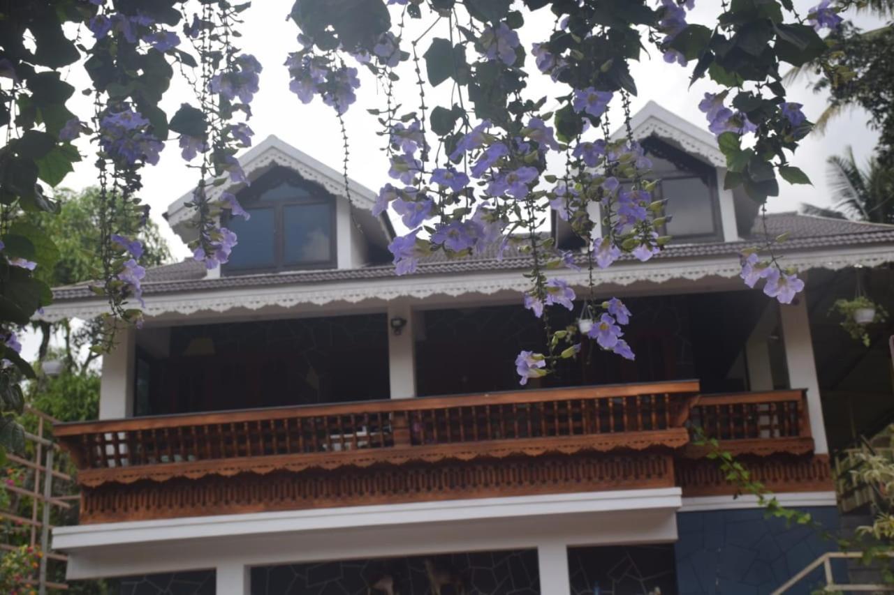 Dean Dale Cottages Thekkady Esterno foto