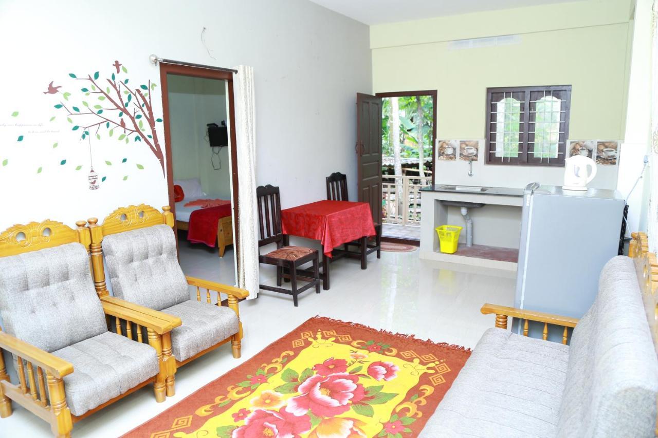 Dean Dale Cottages Thekkady Esterno foto
