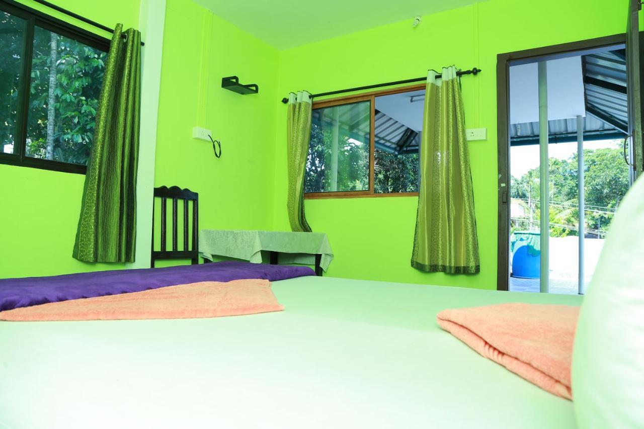 Dean Dale Cottages Thekkady Esterno foto