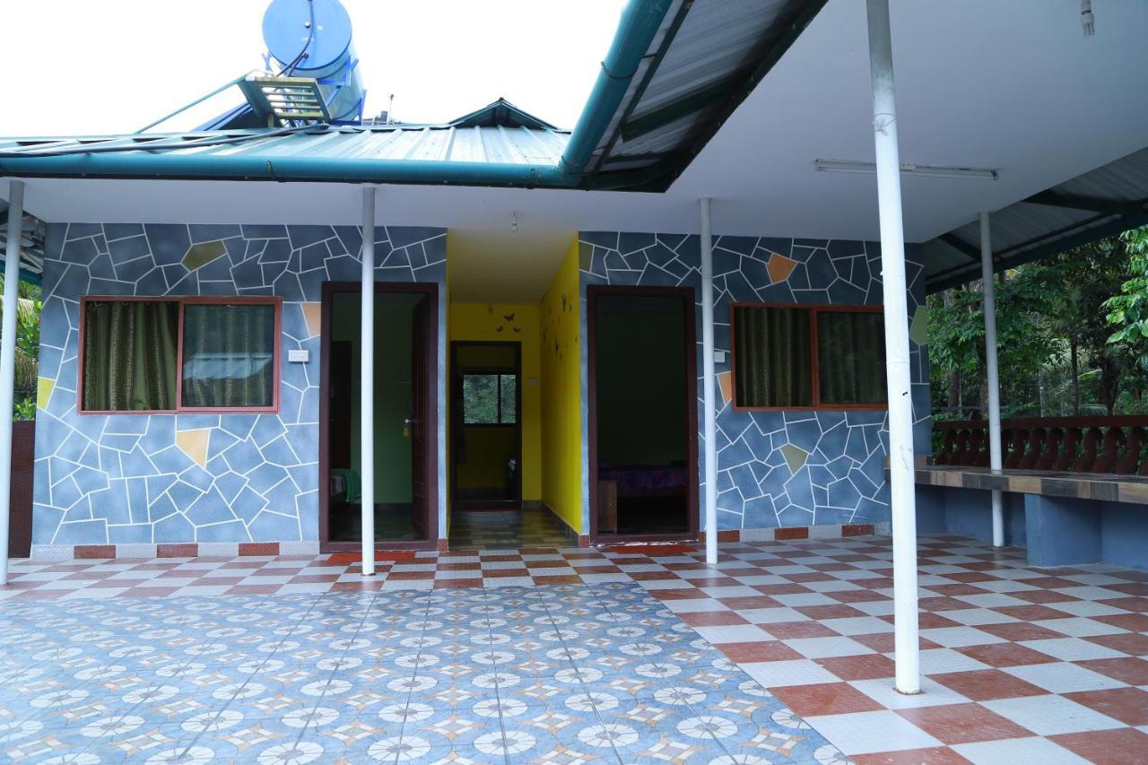 Dean Dale Cottages Thekkady Esterno foto