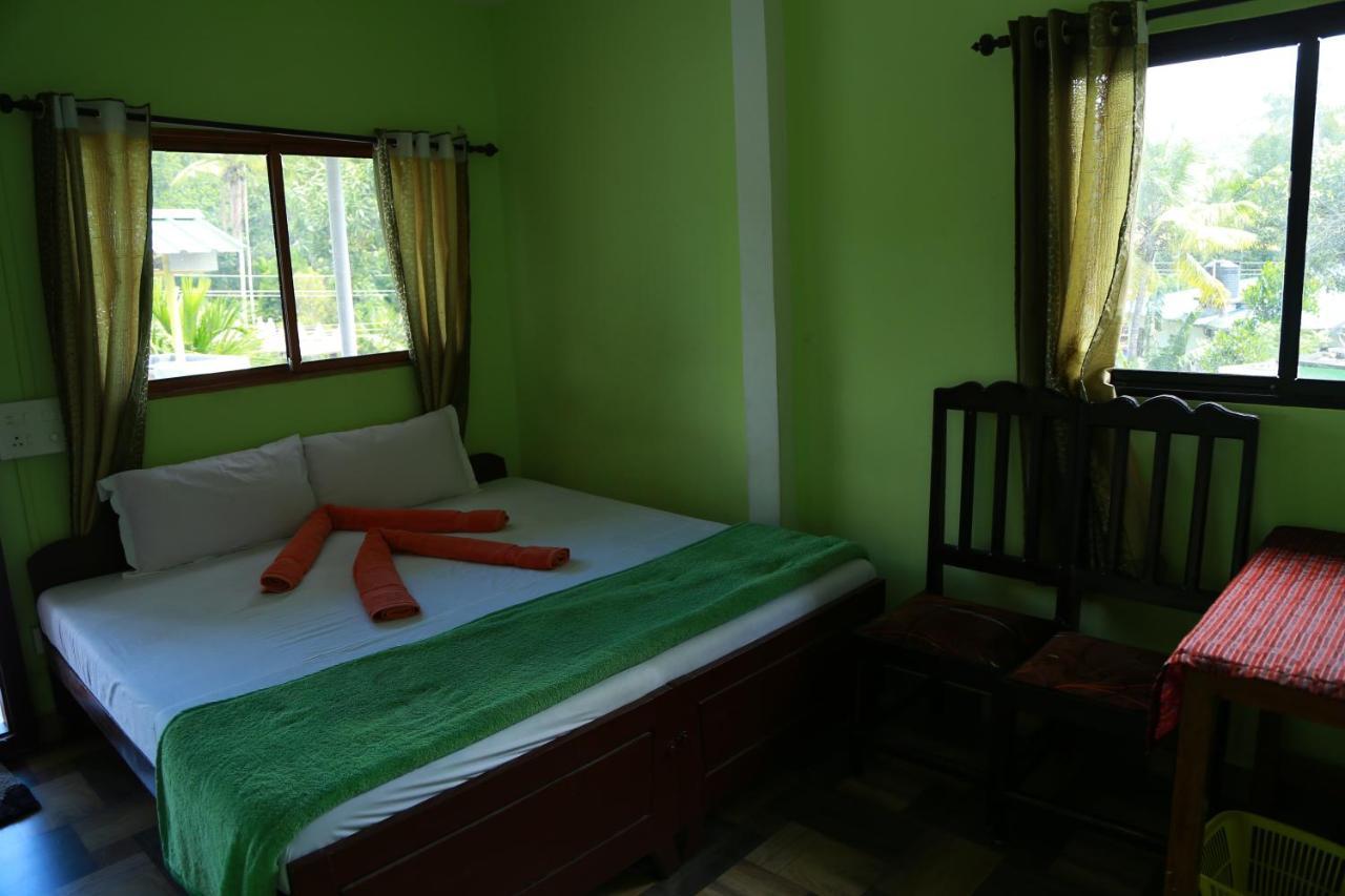Dean Dale Cottages Thekkady Esterno foto